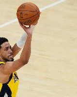 韦德官方网站-早日康复步行者总裁确认 哈利伯顿将缺席整个25-26赛季