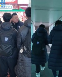 武汉三镇一线队、B队从俱乐部基地出发，前往云南昆明展开冬训