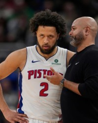 韦德官方网站-坎宁安29+7+11杜伦两双，班凯罗尴尬准三双，活塞逆转魔术夺3连胜